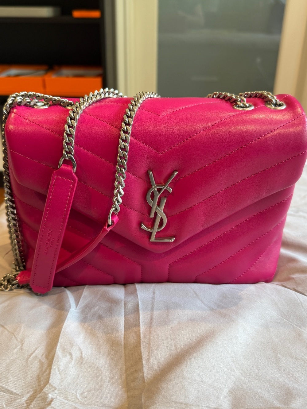 Saint Laurent Hot Pink Quilted Loulou Medium Chain Crossbody Bag - Picture 2 of 4